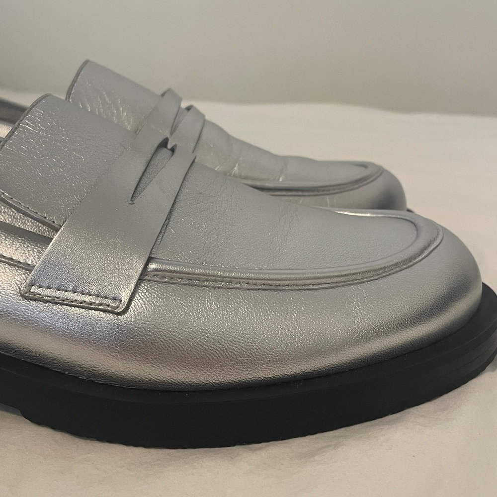 Stuart Weitzman Metallic Silver Loafers NWOT - Picture 11 of 12